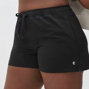NWT Everlane Perform Rec Shorts